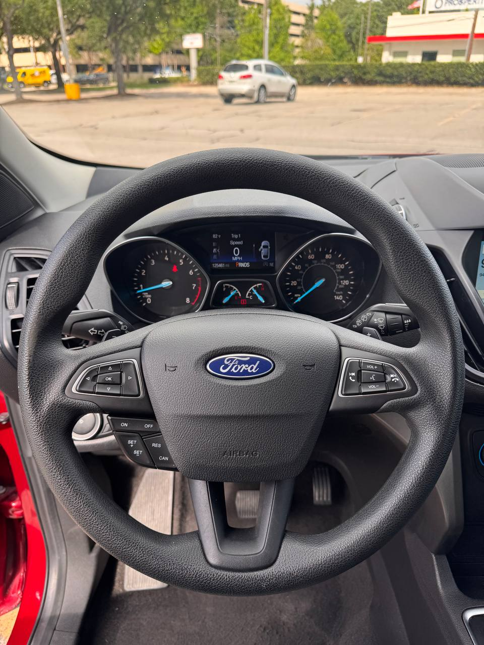 
								Ford Escape SE 2019 full									