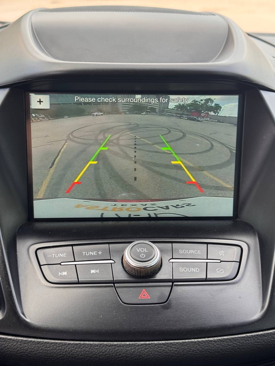 
								Ford Escape SE 2019 full									