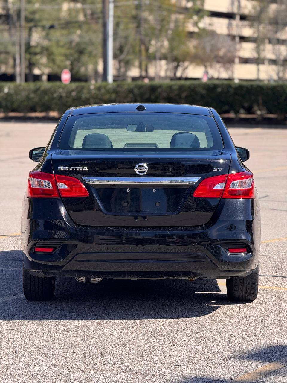 
								Nissan Sentra SV FWD 2019 full									