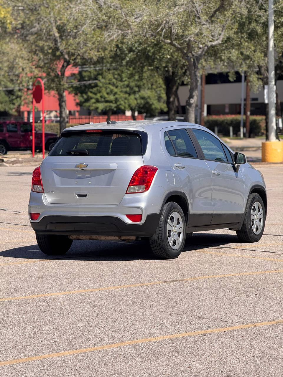 
								Chevrolet Trax LS FWD 2018 full									