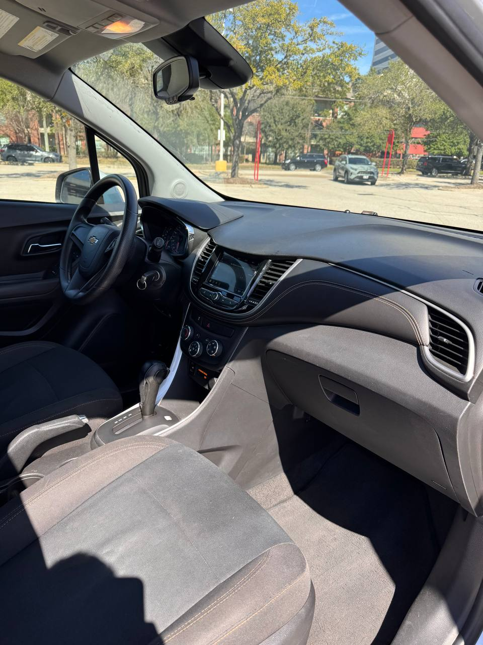 
								Chevrolet Trax LS FWD 2018 full									