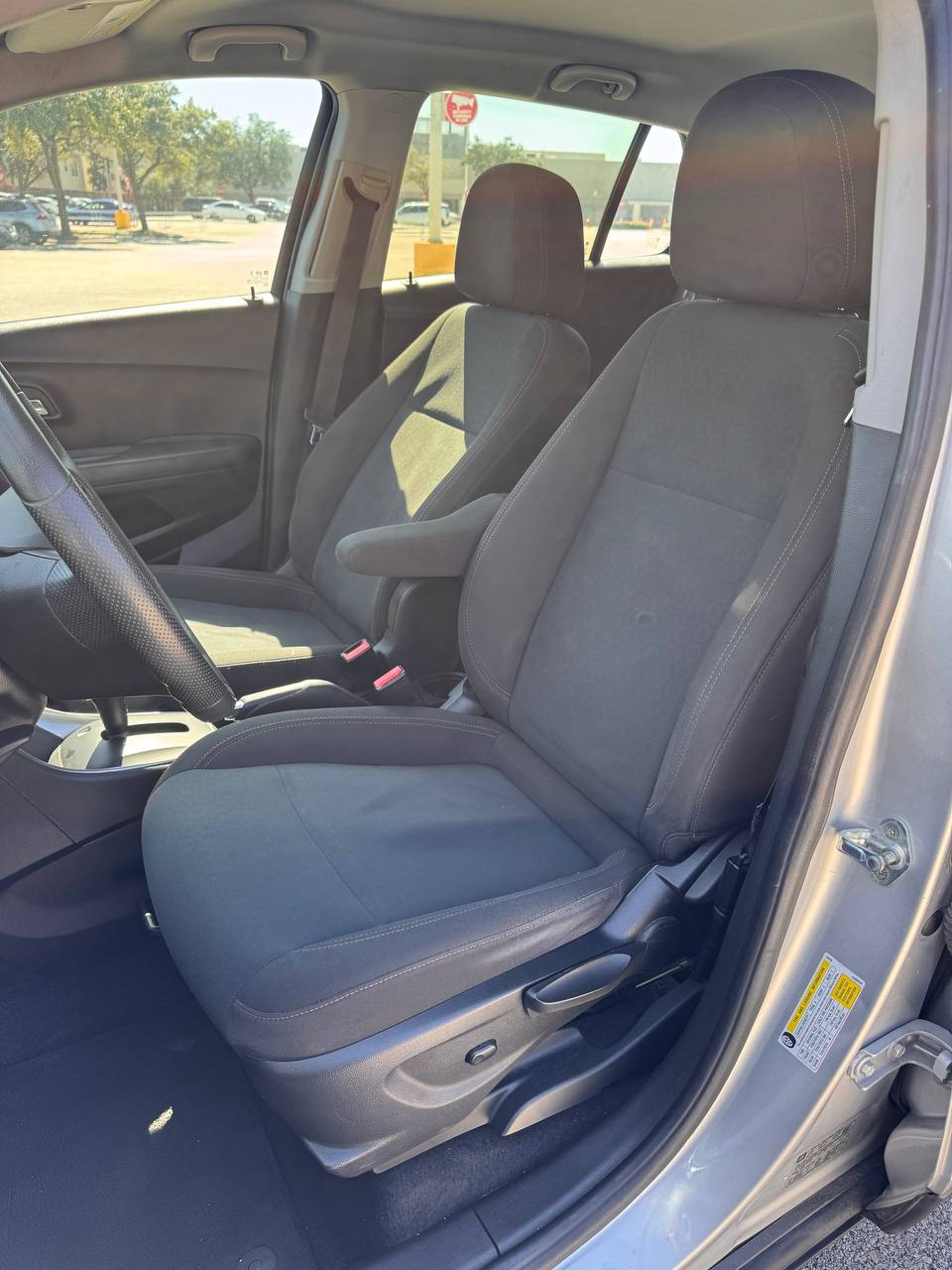 
								Chevrolet Trax LS FWD 2018 full									