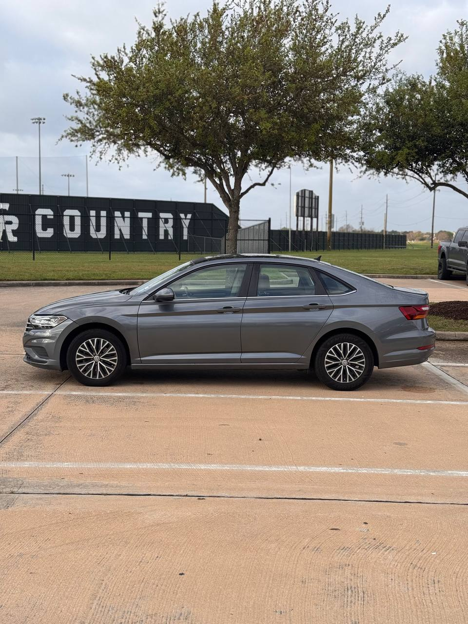 
								Volkswagen Jetta SE FWD 2019 full									