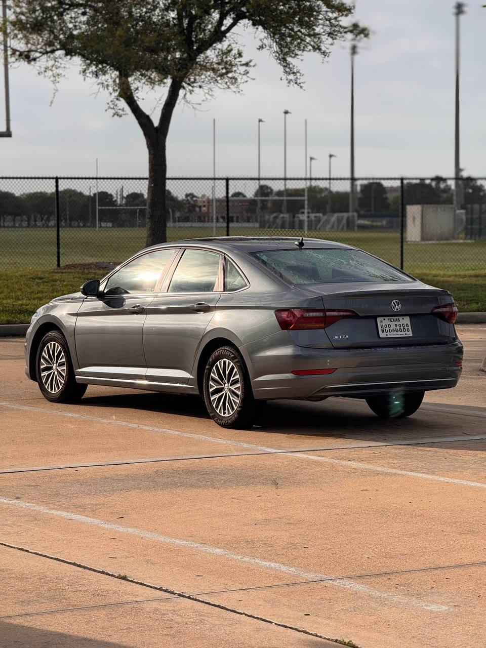 
								Volkswagen Jetta SE FWD 2019 full									