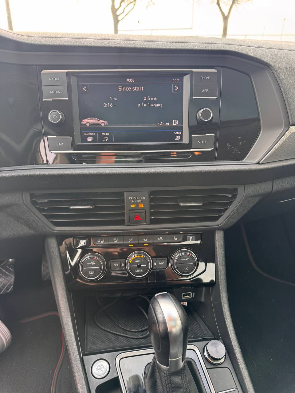 
								Volkswagen Jetta SE FWD 2019 full									