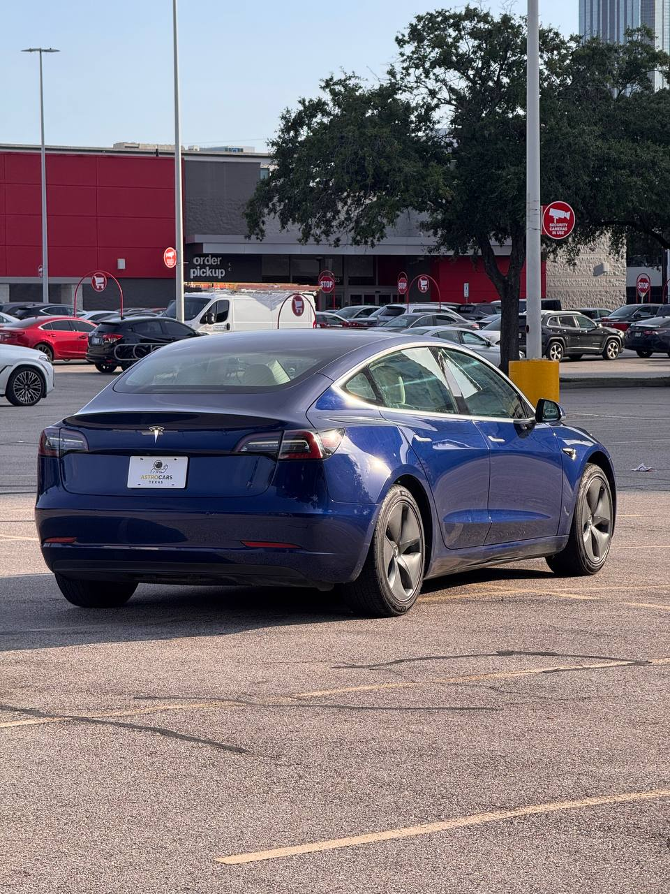 
								Tesla Model 3 Standart Range RWD full									
