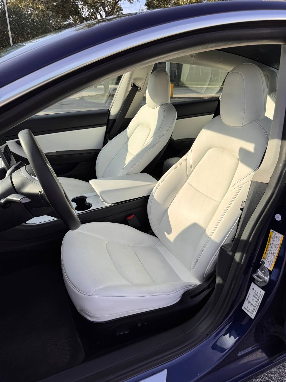 
								Tesla Model 3 Standart Range RWD full									