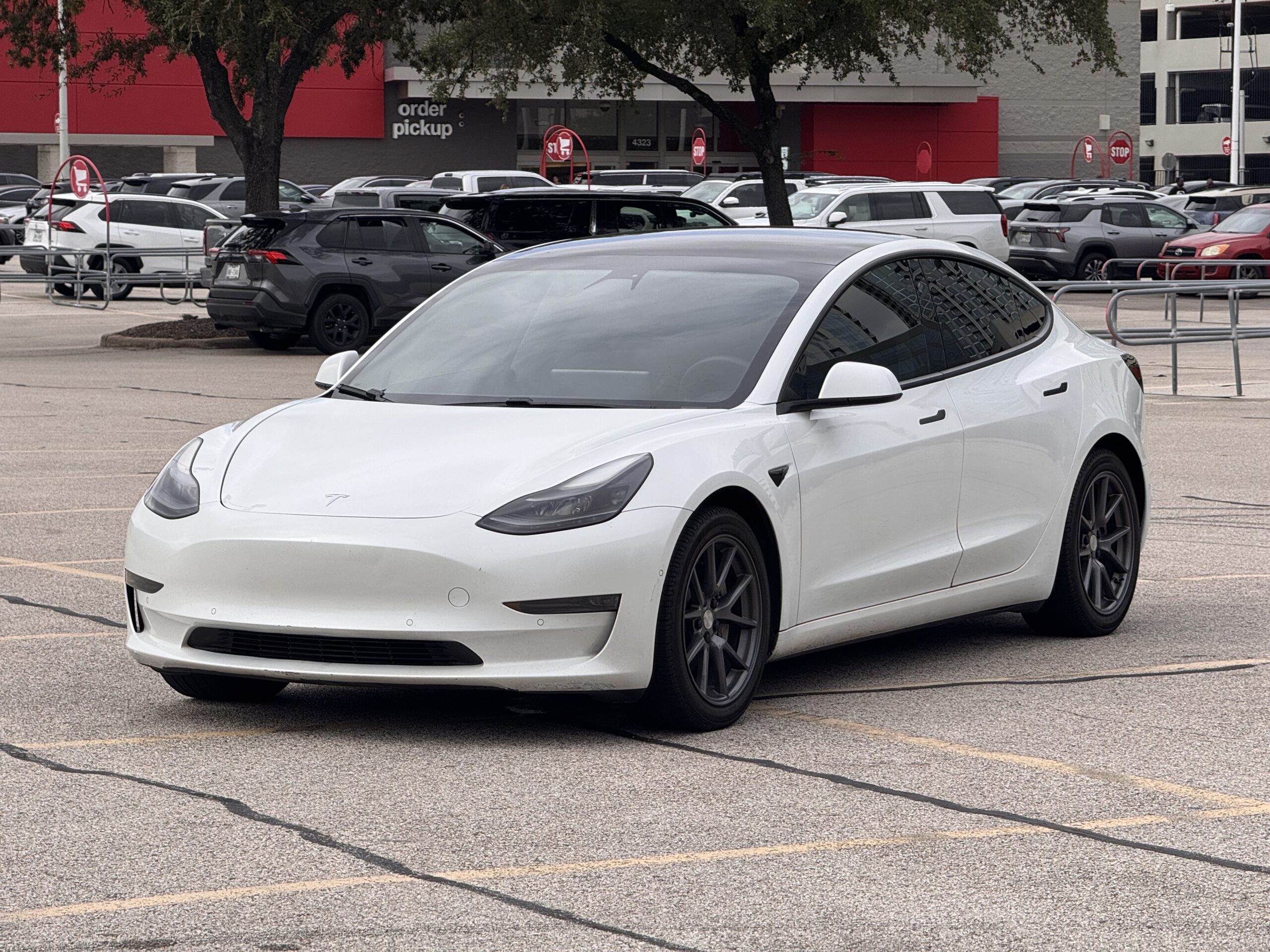 
								Tesla Model 3 Standart Range full									