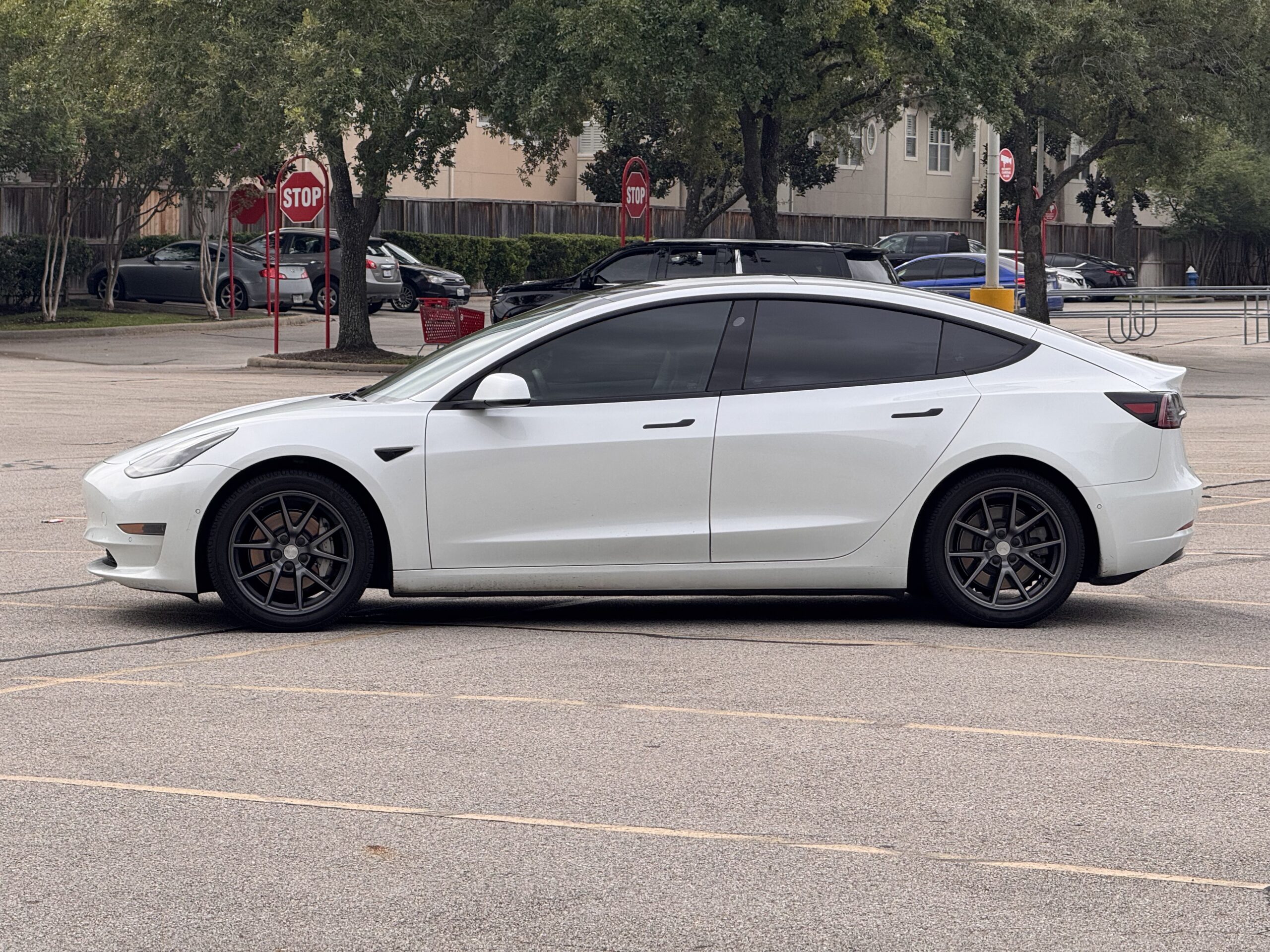 
								Tesla Model 3 Standart Range full									