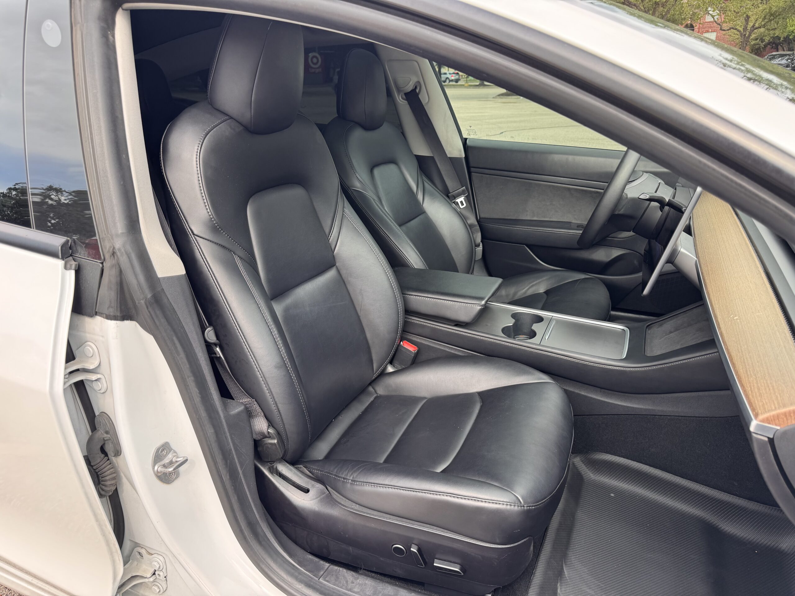 
								Tesla Model 3 Standart Range full									