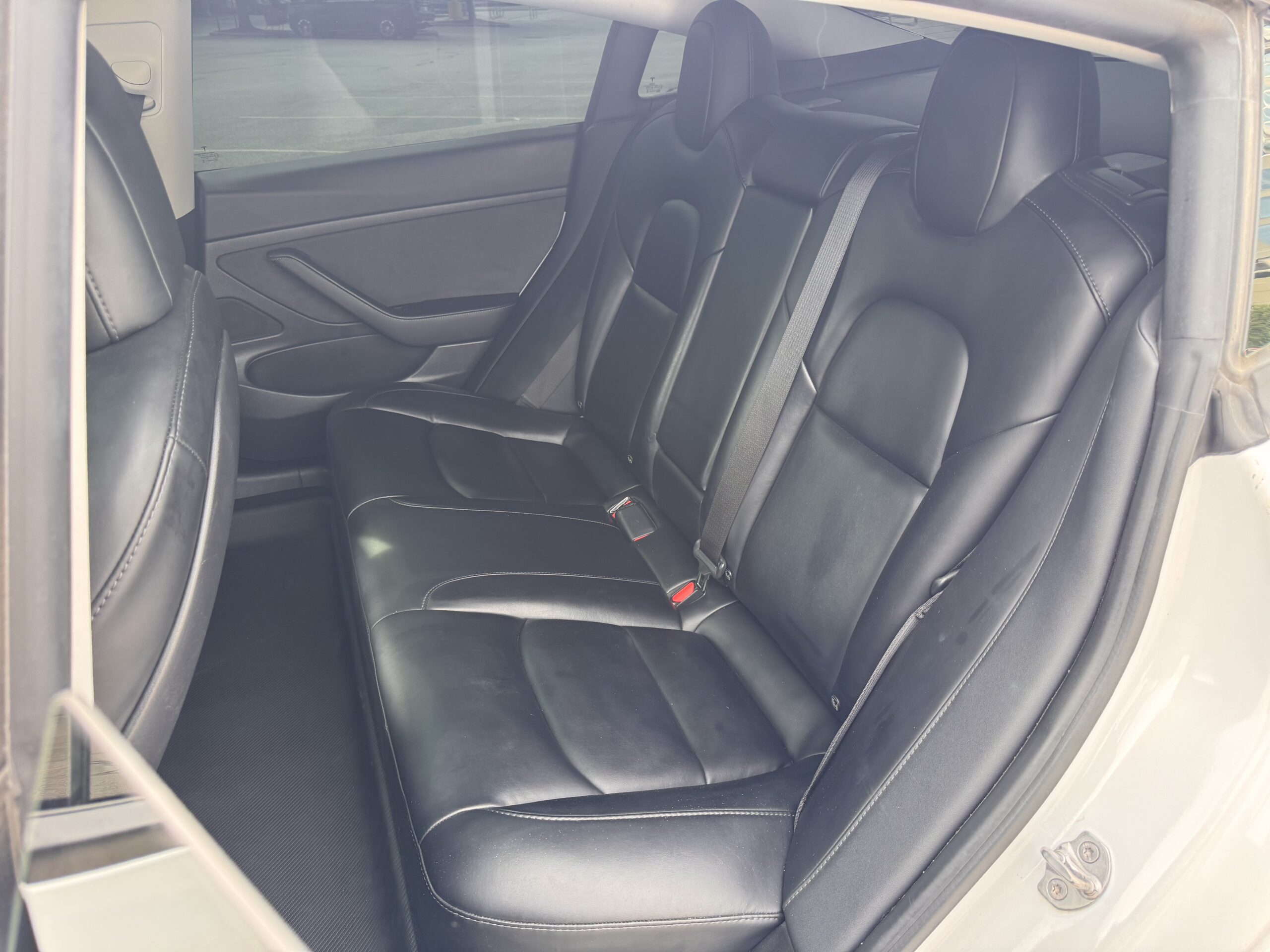 
								Tesla Model 3 Standart Range full									